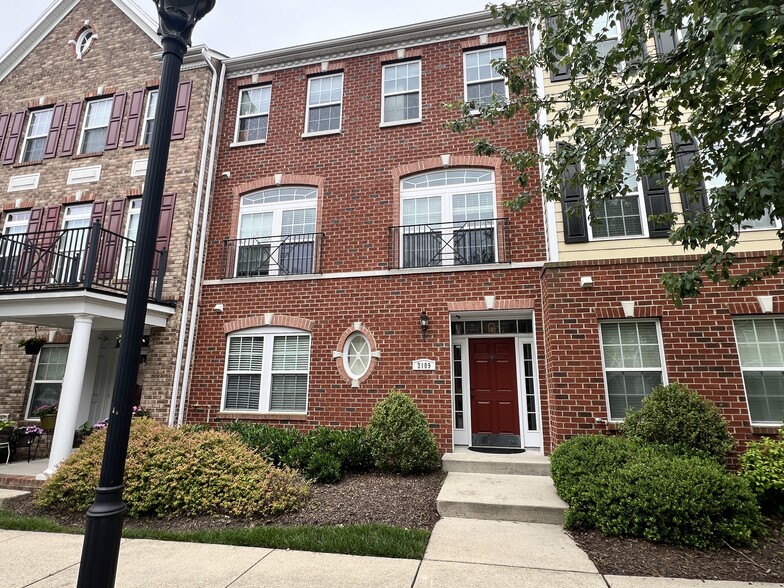 Primary Photo - 2109 Liesfeld Pky