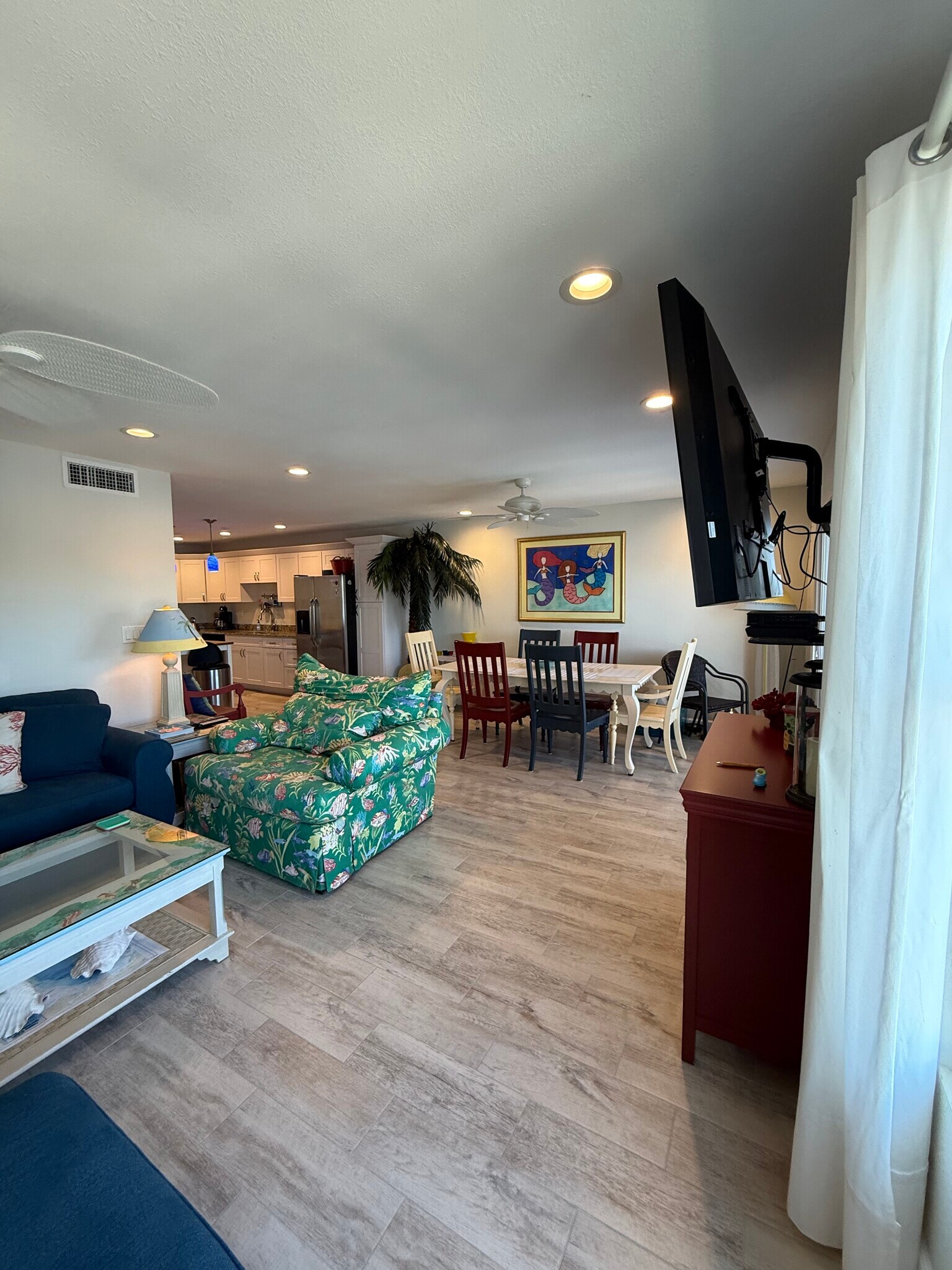 Building Photo - 30 SE Valare Ln