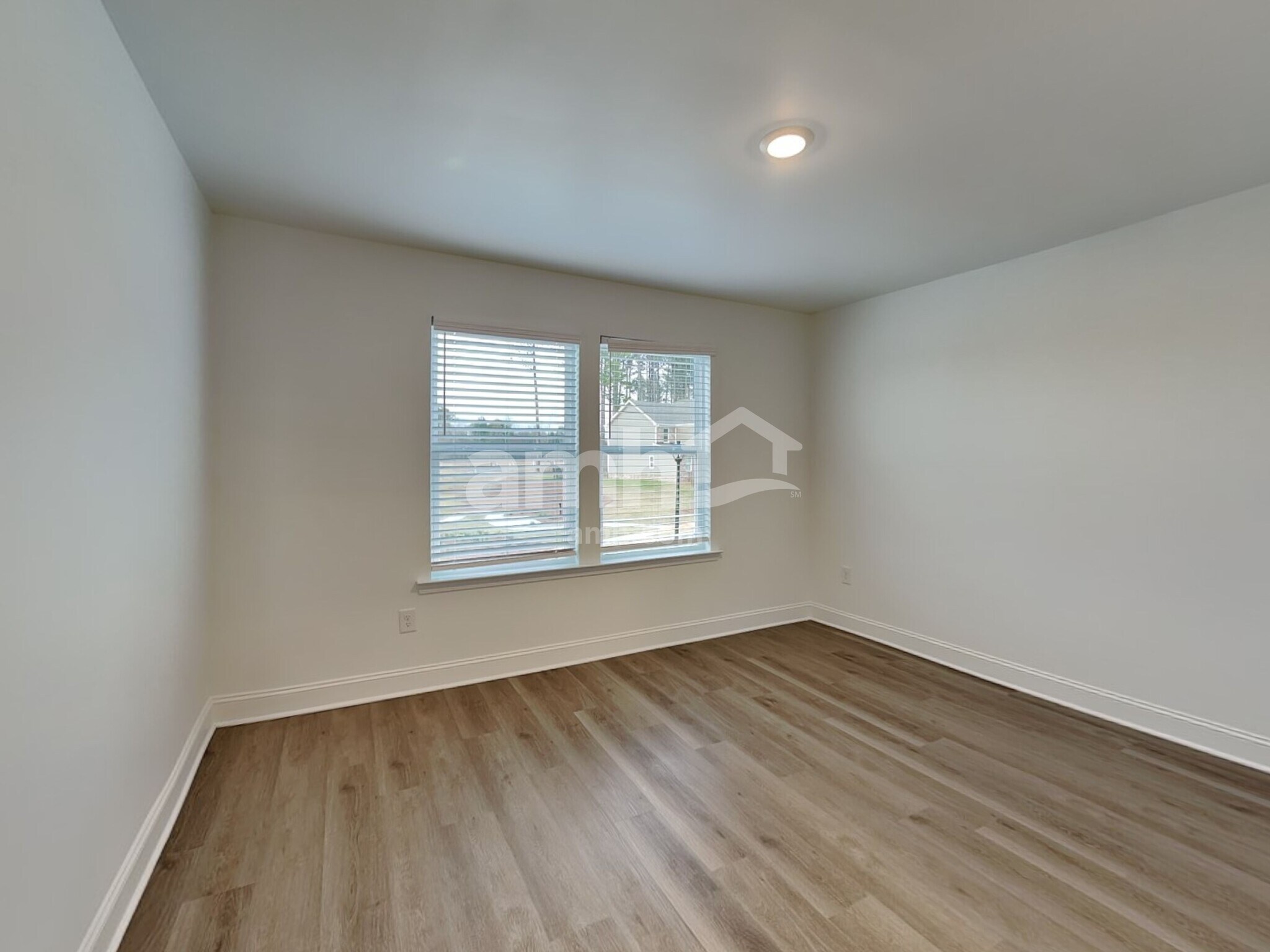 Building Photo - 1419 Aquamarine Dr