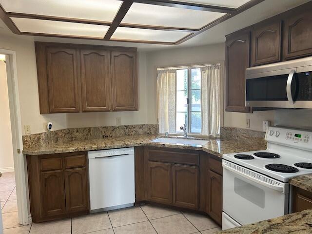 Building Photo - 77638 Cll Las Brisas W