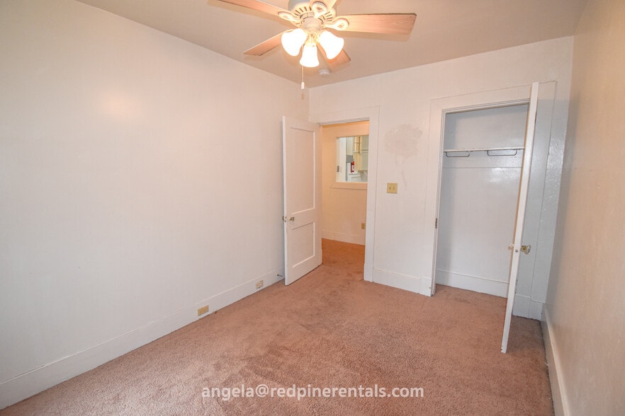 bedroom 2 - 1832 Crafton Blvd