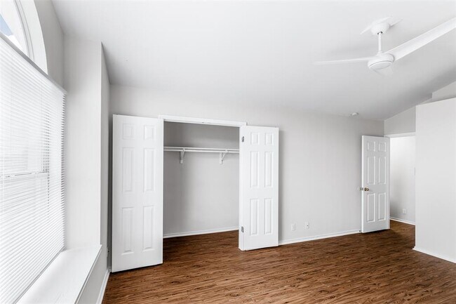 Building Photo - 2808 Kestrel Dr