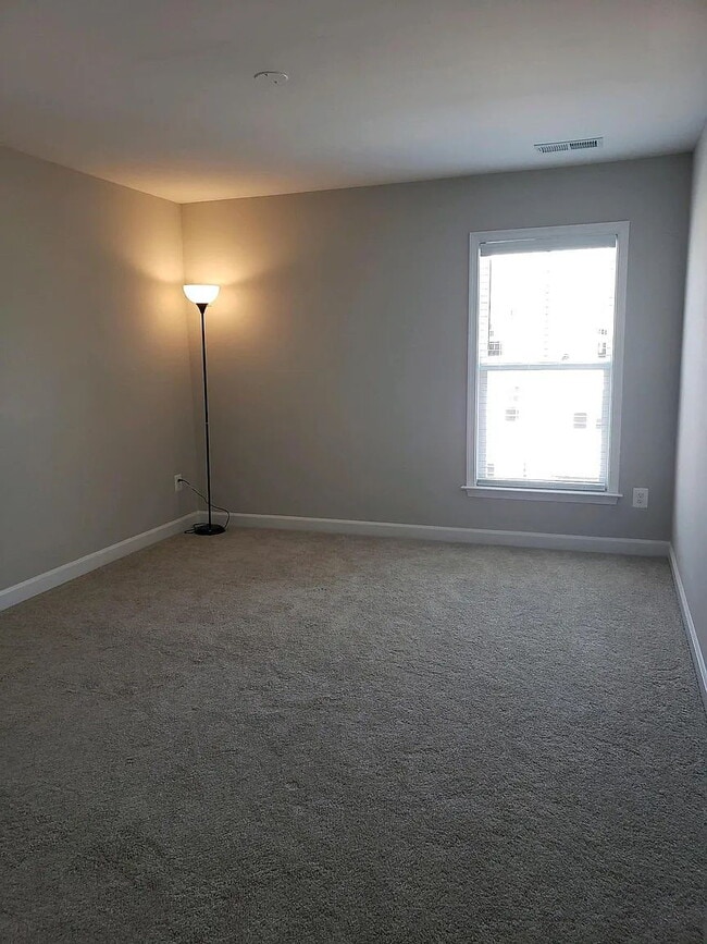 Building Photo - Elegant Preston Lake Living with Premium Amenities & Timeless Comfort