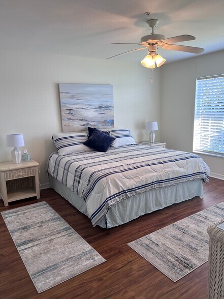 Building Photo - 9850 Costa Mesa Ln