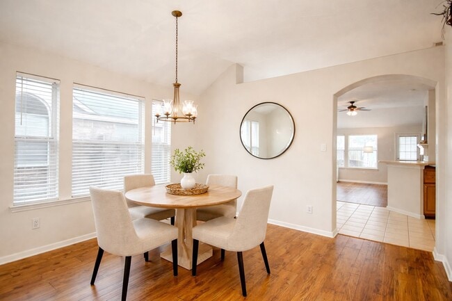 Building Photo - 11413 Easton Springs Dr