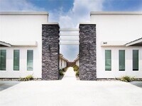 Building Photo - 3413 Golden Nugget