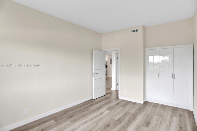 Building Photo - 8816 Collins Ave
