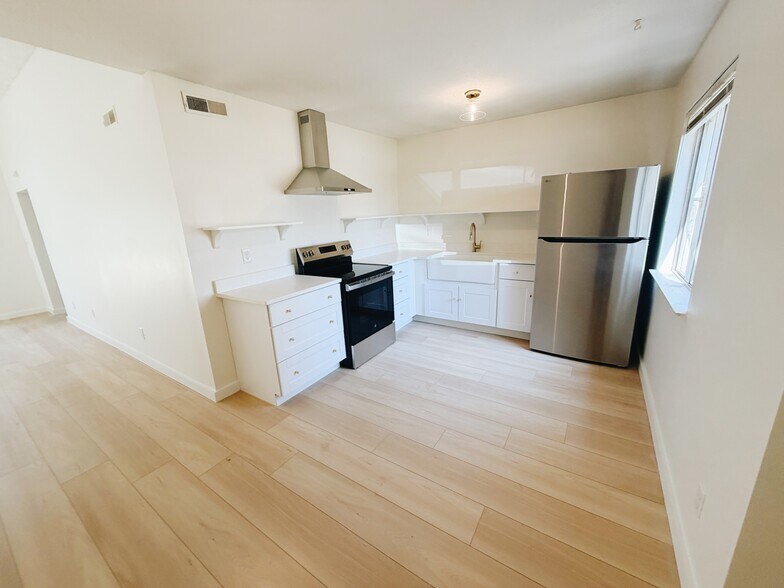 Building Photo - 105 Orgain Dr