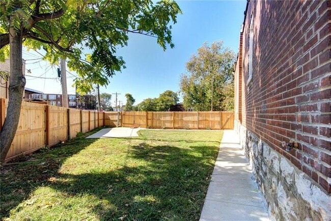 Building Photo - Fantastic 2bd/1ba home! Let yourself in!