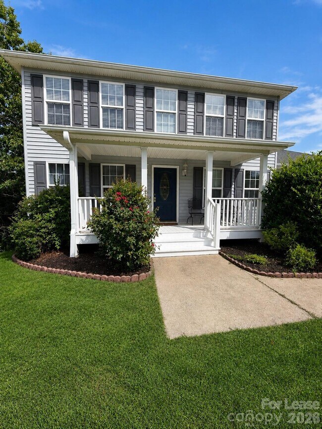 Building Photo - 113 Lakeside Dr