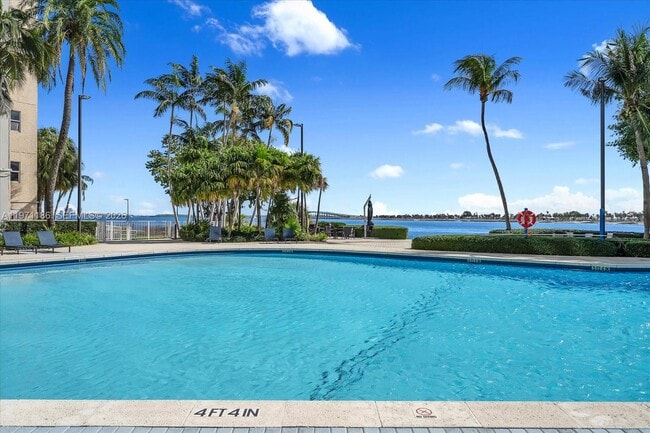 Building Photo - 2451 Brickell Ave