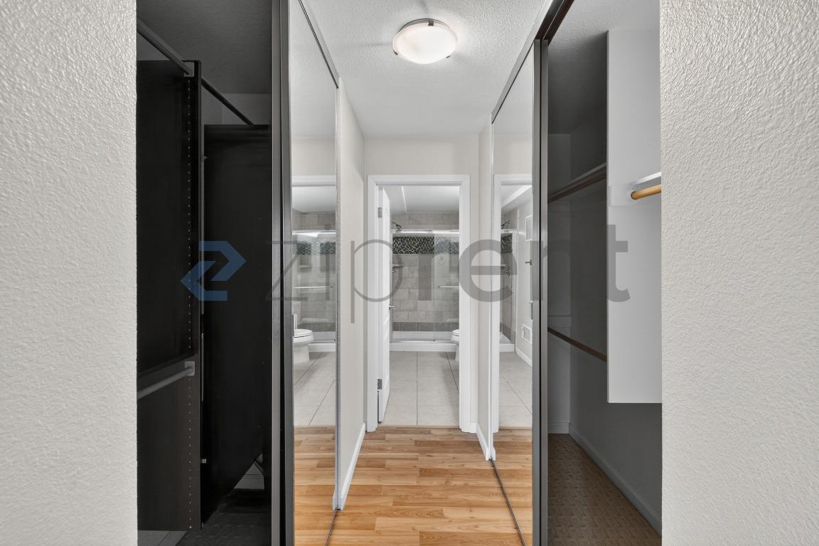 Building Photo - Unit apt 1