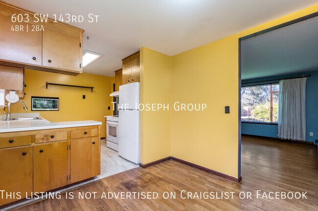 Building Photo - 603 SW 143rd St