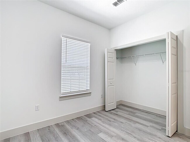 Building Photo - 3525 SW 163rd Pl Rd