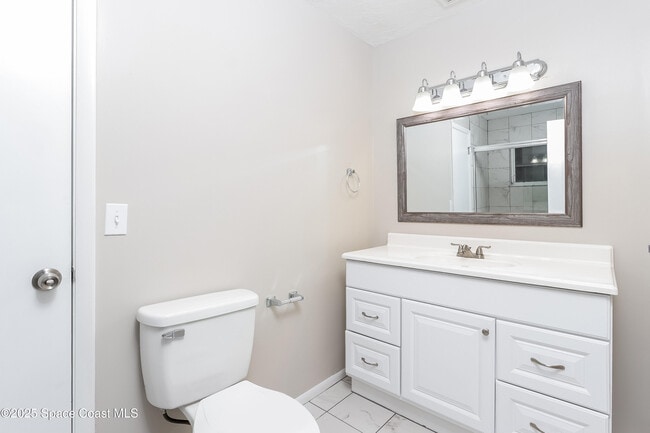 Building Photo - 147 Ramie Ln