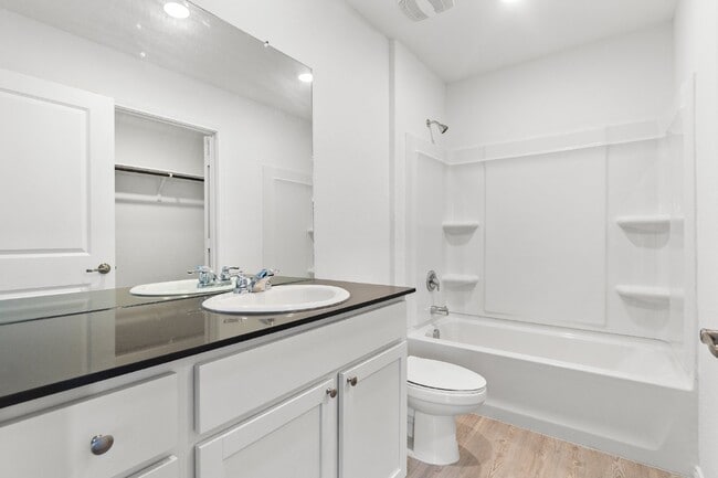 Building Photo - 10507 Bending Dr