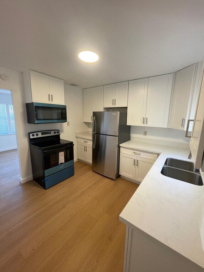 Building Photo - 1903 N 4th St