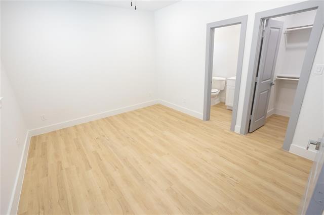 Building Photo - 3817 Winfield Ave