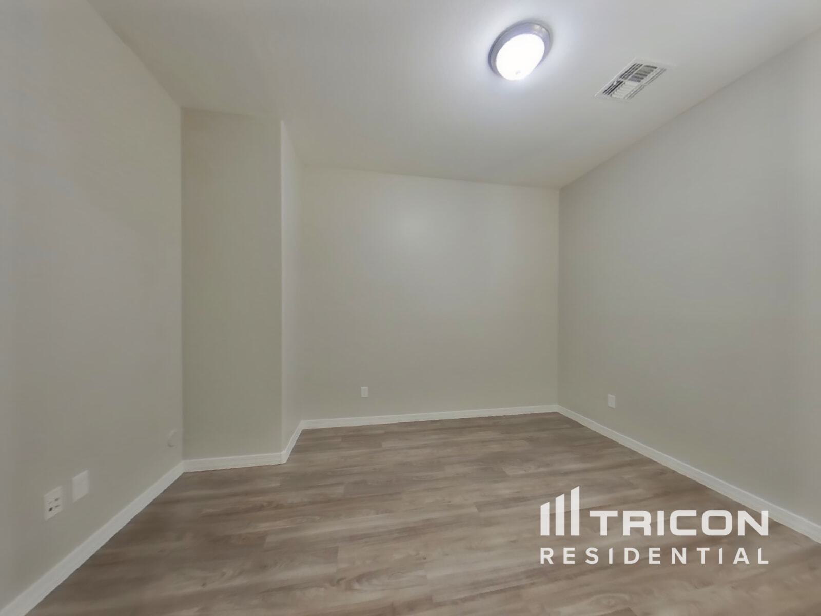 Building Photo - 41220 W Colby Dr