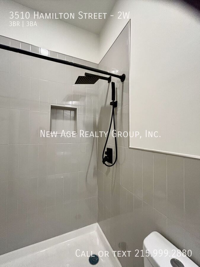 Building Photo - 3510 Hamilton St