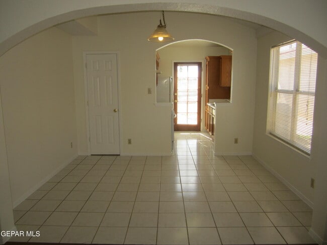 Building Photo - 11804 Kings Arms Ct