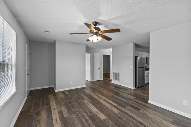Building Photo - Cute Apartment for rent