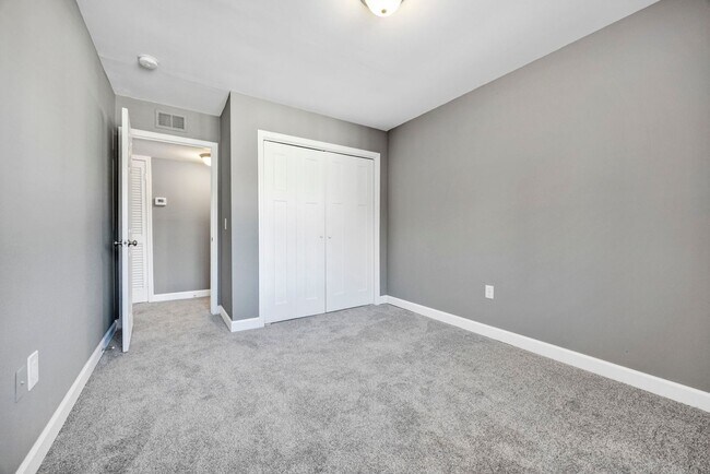 Building Photo - cpi7