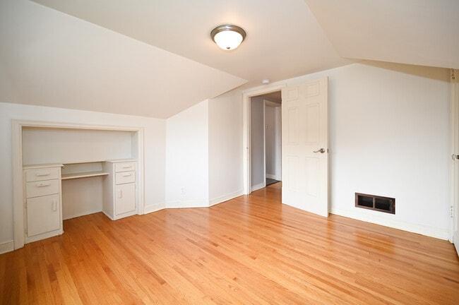 Building Photo - 1221 8th Ave NW