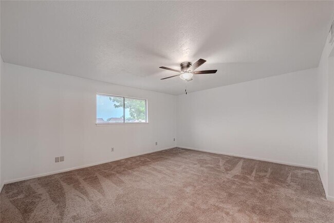 Building Photo - 1803 Country Village Blvd