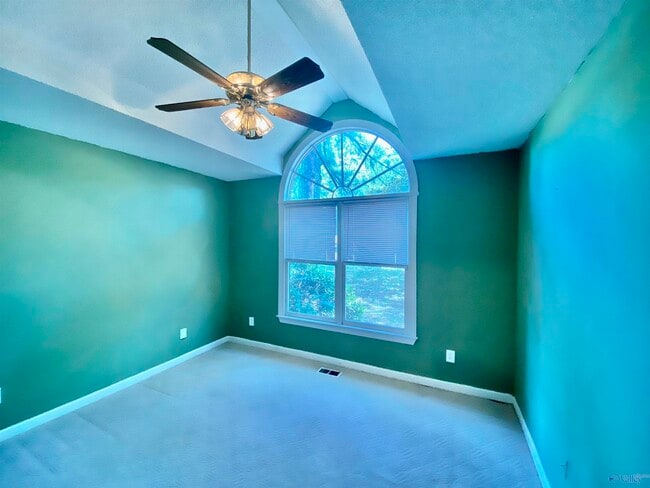 Building Photo - 218 Marlboro Way