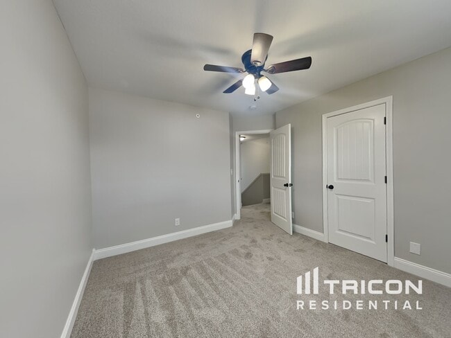 Building Photo - 485 Preakness Cir