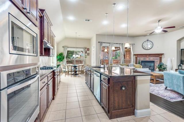 Building Photo - 7219 Comal Dr