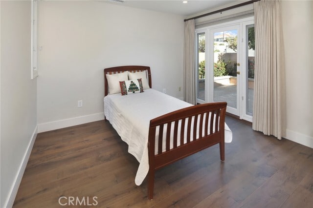 Building Photo - 33821 Via Capri Ave