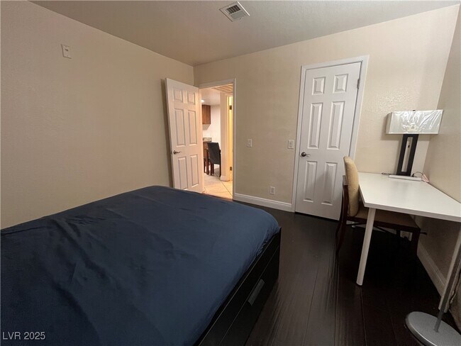 Building Photo - 4200 S Valley View Blvd