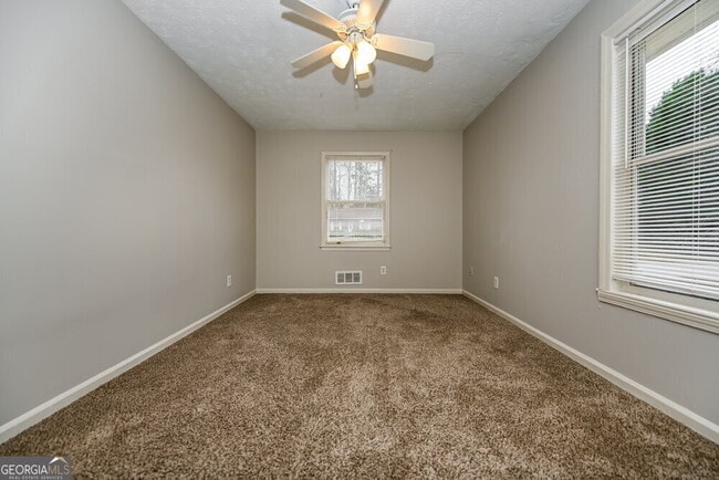 Building Photo - 6183 Fieldcrest Dr