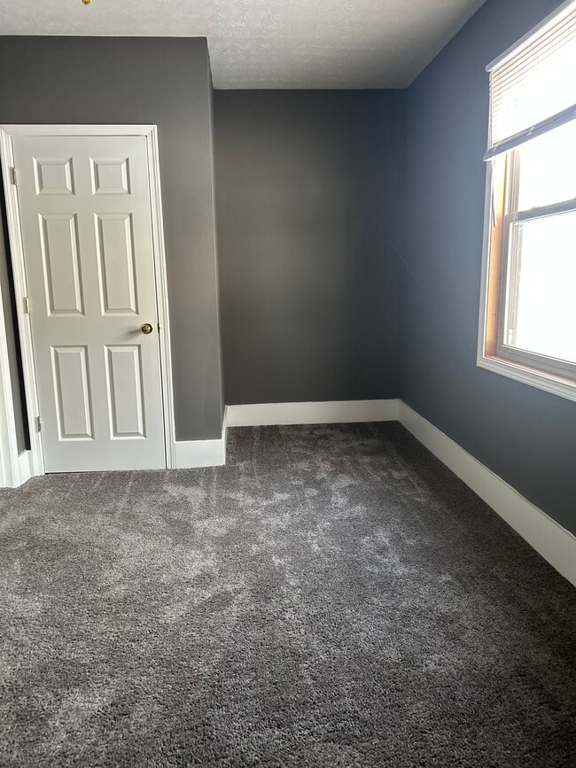 Building Photo - 1030 Finney Rd