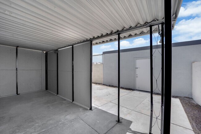 Building Photo - 3100 Chadford Pl