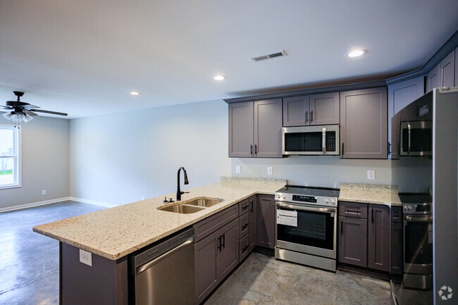 Interior Photo - 255 New Town Rd.
