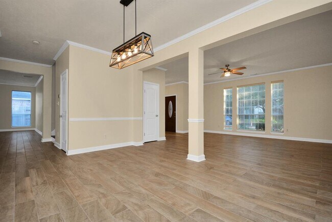 Building Photo - 20210 Black Canyon Dr