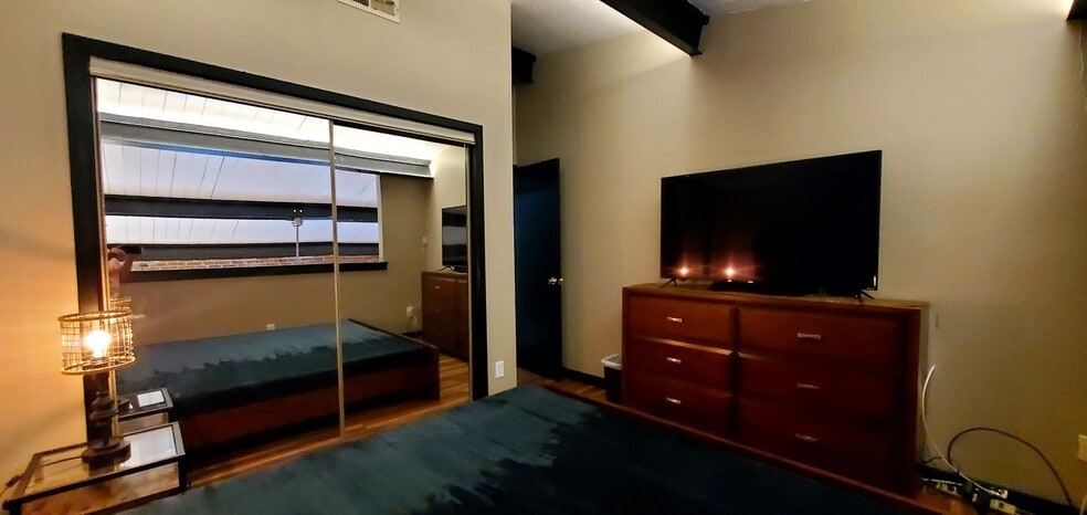 Large Furnished Bedroom with closet - 311 N 2nd St