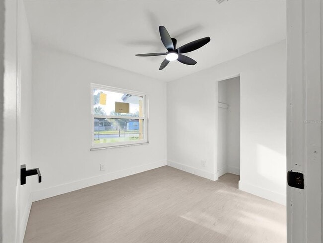 Building Photo - 941 Kathy St