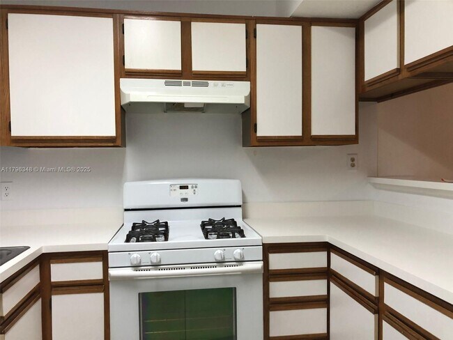 Building Photo - 15325 SW 106th Terrace