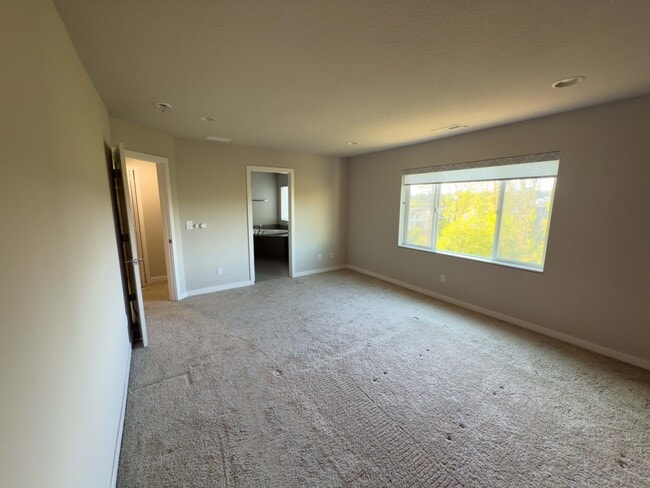 Building Photo - 17237 NW Woodreed Ct