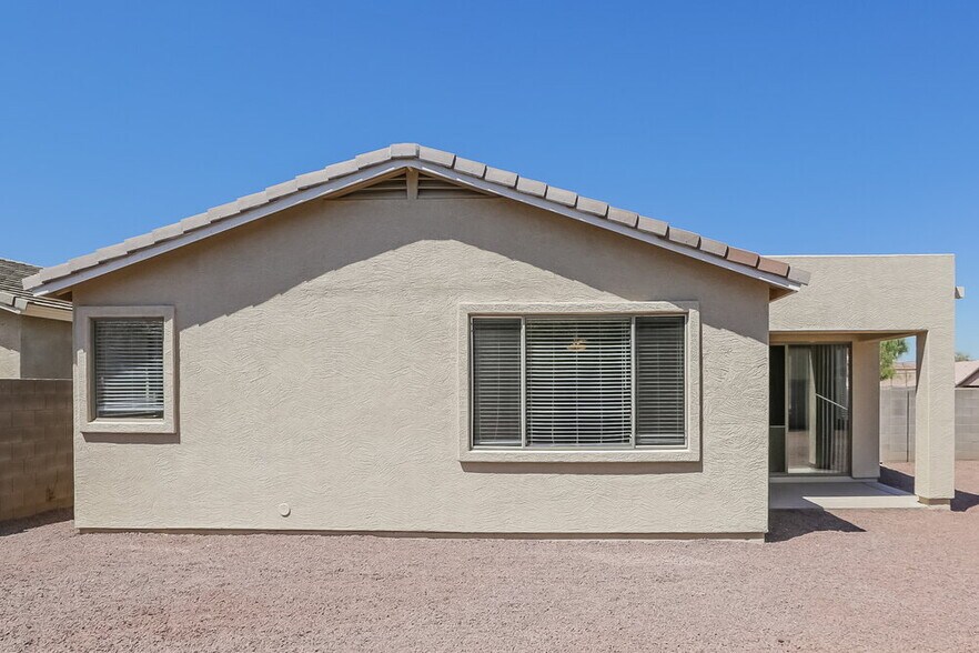 Building Photo - 6603 S 17th Ave