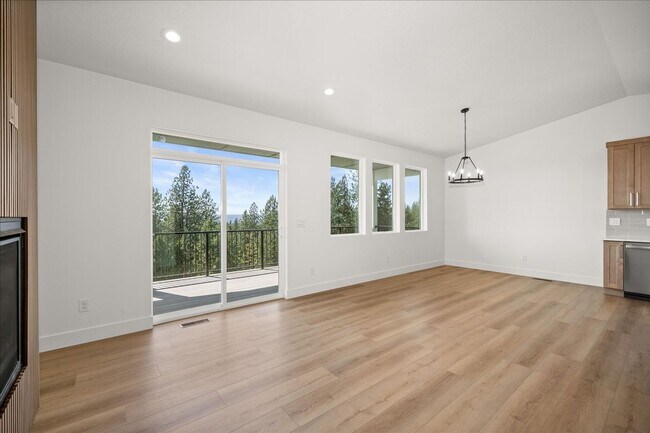 Building Photo - $3,375 - 4 Bed / 3 Bath Stunning Brand New Build Home with Panoramic Views