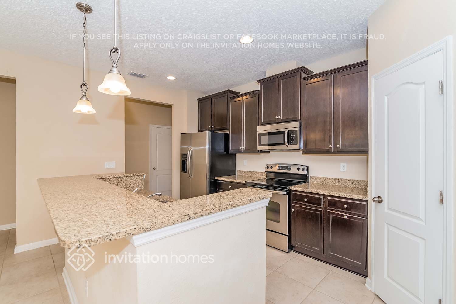 Building Photo - 517 Southwood Way