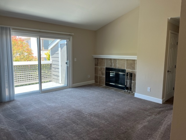 Living Room - 364 Eastridge Dr