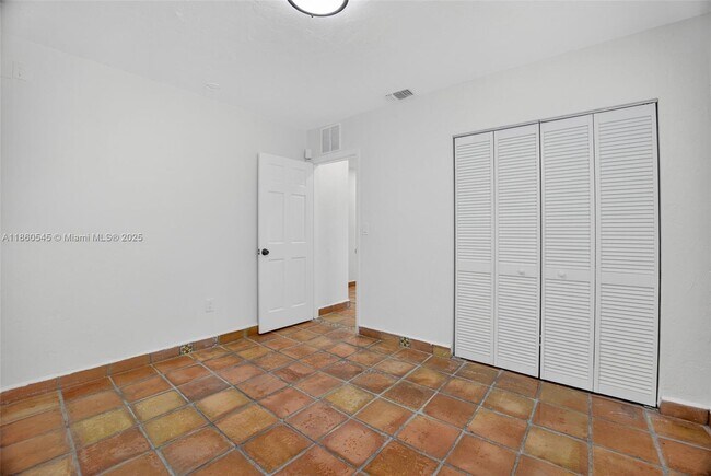 Building Photo - 7941 SW 37th Terrace