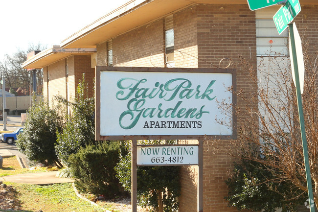 Building Photo - Pinnacle Rock Apartments