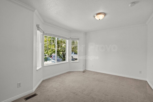 Building Photo - 1901 W 1020 N